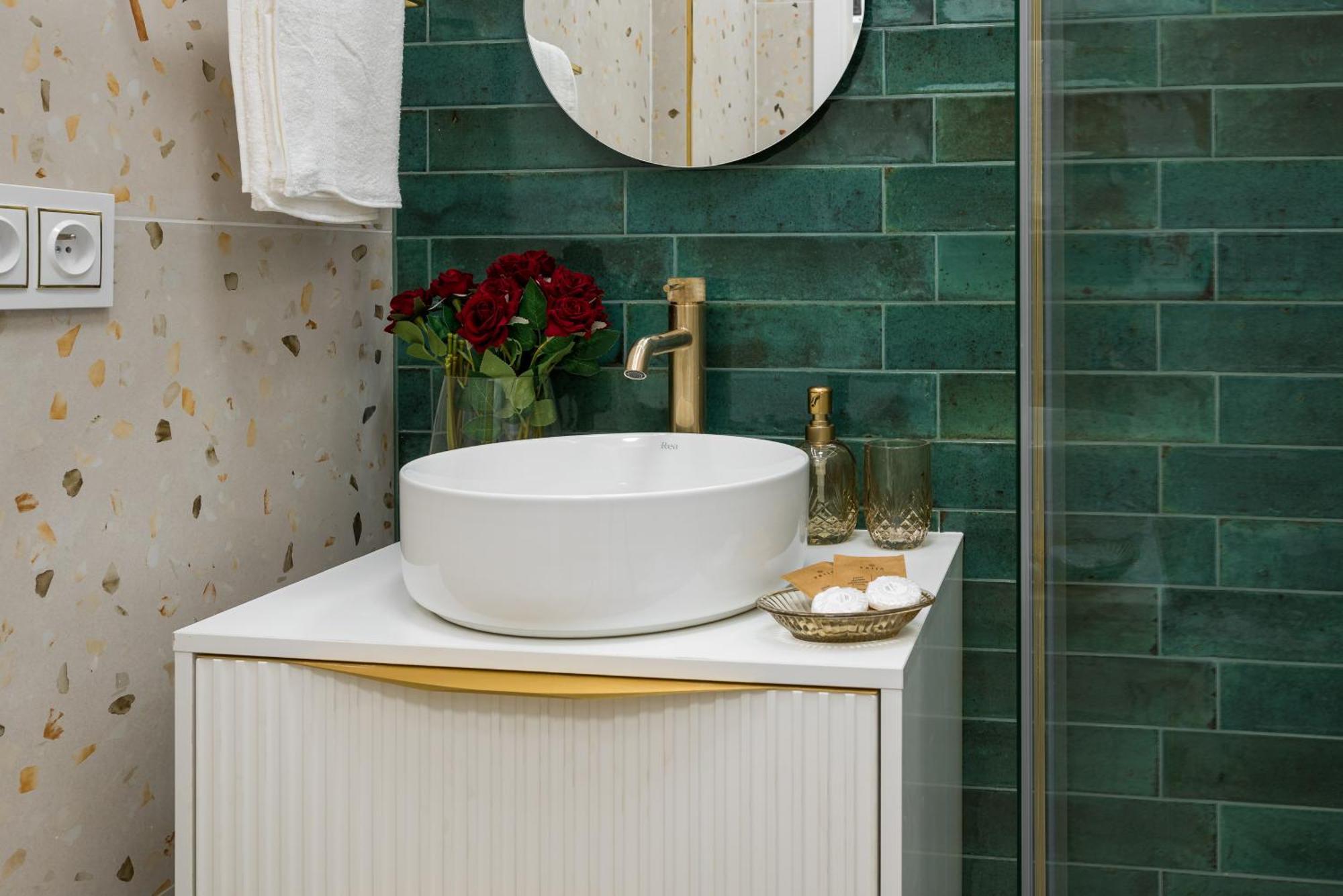 Lovely Downtown Studio At Most Lively Hoza Street, Discover Warsaw On Foot Eksteriør billede